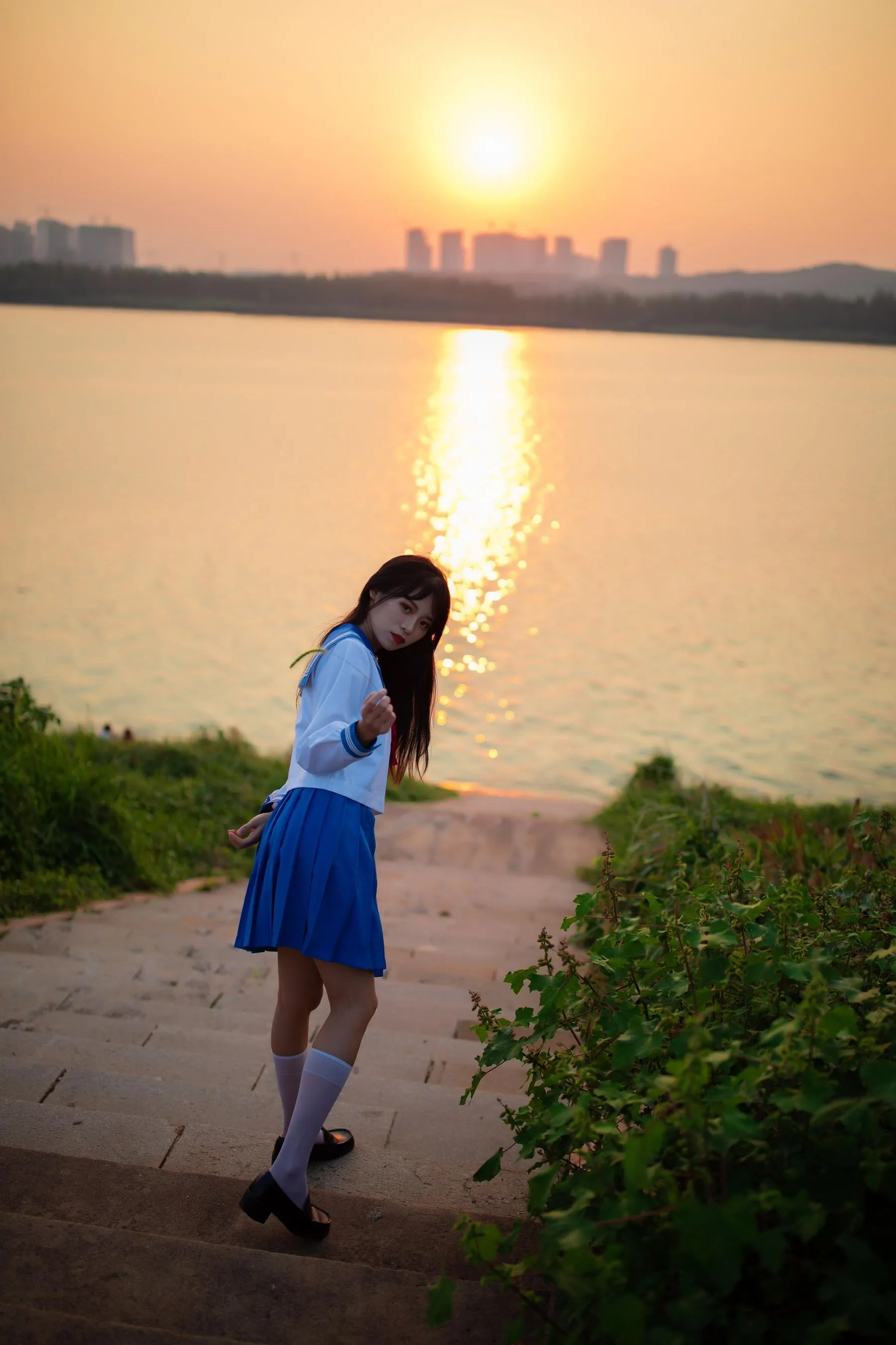 [YITUYU艺图语]2022.02.02 JK少女 一只橙子 [48P]插图1